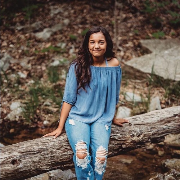 Meet your Posher, Alliyah. - Picture 2 of 2